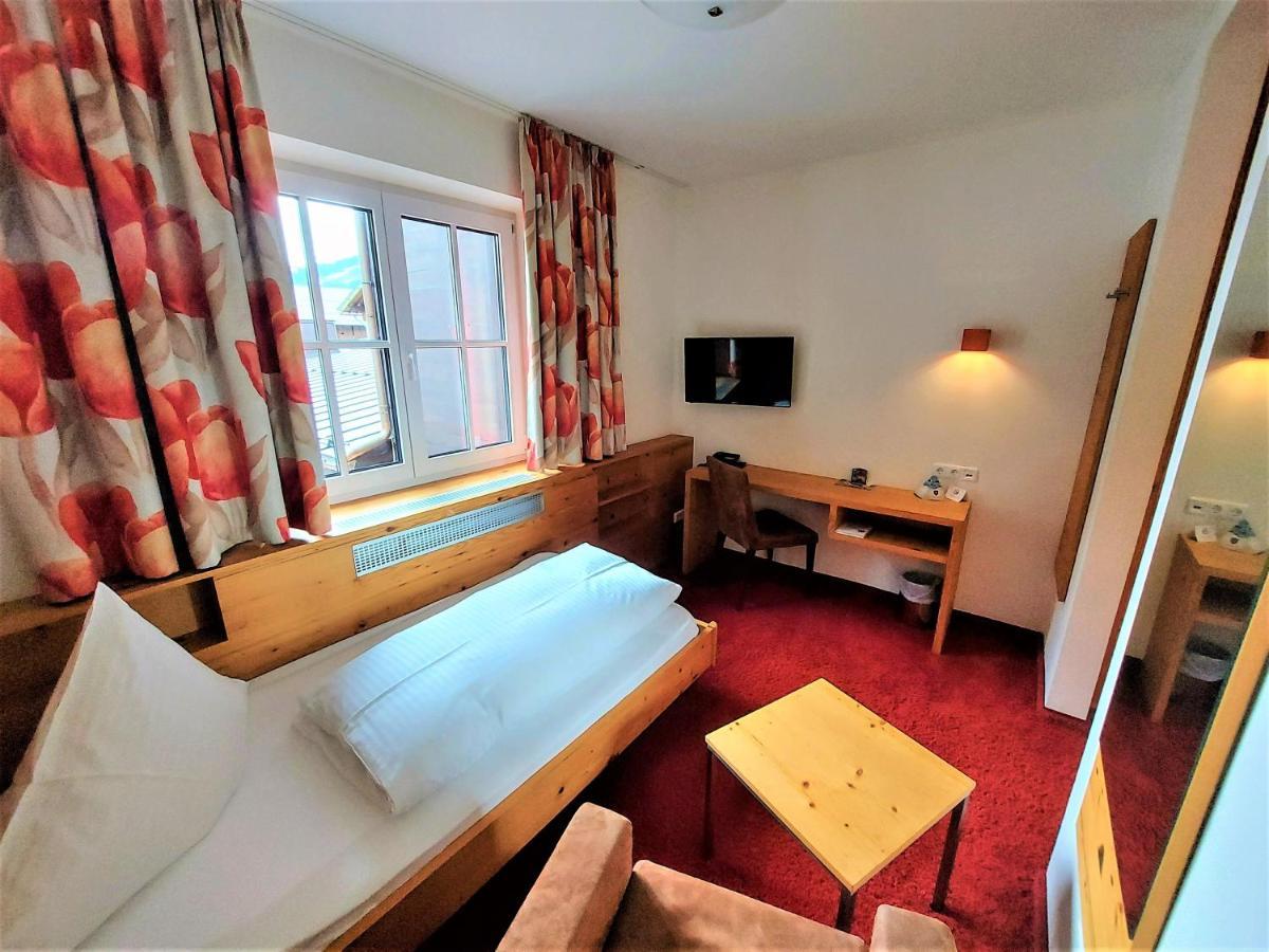 Hotel Flatscher Stuhlfelden Kültér fotó
